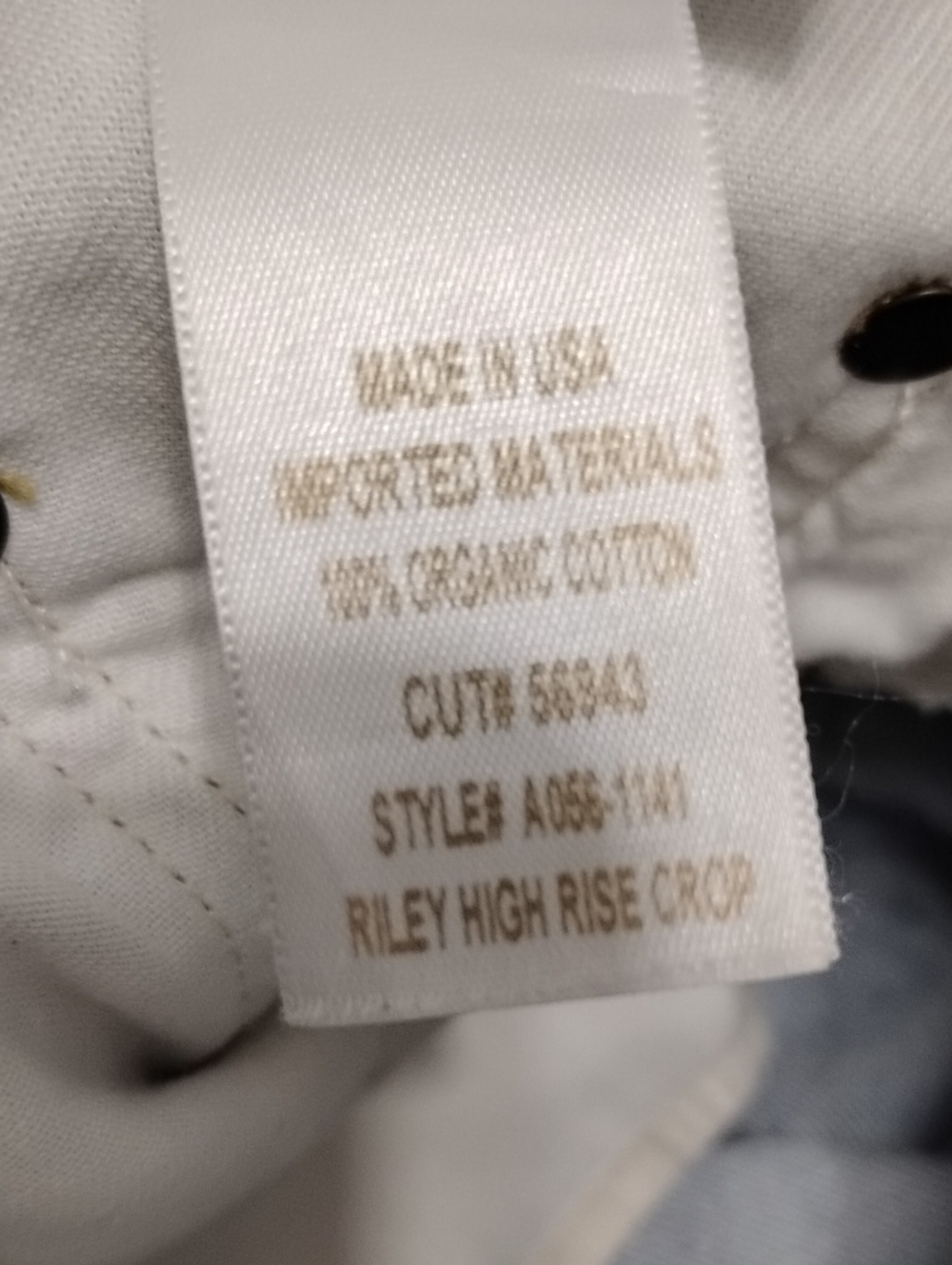Agolde Riley High Rise Crop Jean W25 - Picture 10 of 10